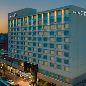 https://jw-marriott-denver-cherry-creek.seedenverhotels.com